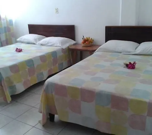 Raul 3 Marias Centro 2* Zihuatanejo